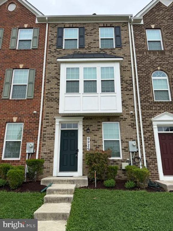 9926 NEW POINTE DR, Upper Marlboro, MD 20774