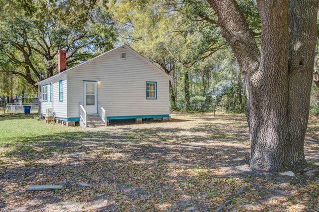 1840 Dillway Street, Charleston, SC 29407