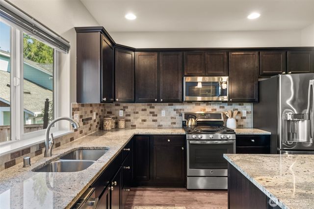 7908 Riverview Drive SE, Tumwater, WA 98501