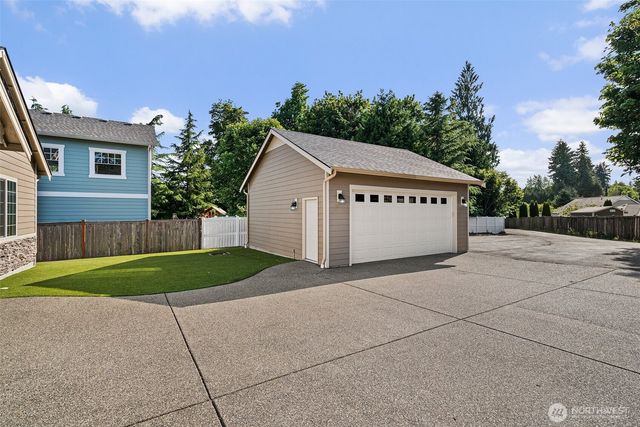 7908 Riverview Drive SE, Tumwater, WA 98501