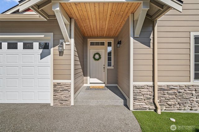 7908 Riverview Drive SE, Tumwater, WA 98501