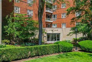 4601 Fifth Ave. 226, Oakland, PA 15213