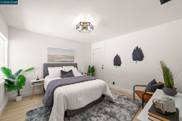 6300 Buena Ventura Ave, Oakland, CA 94605