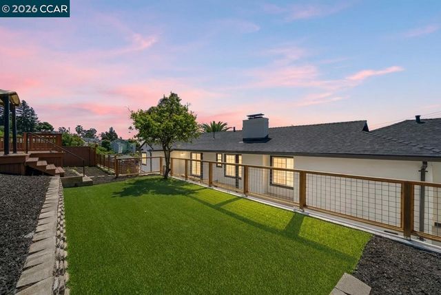 6300 Buena Ventura Ave, Oakland, CA 94605