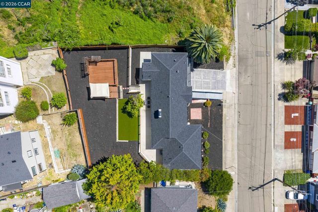 6300 Buena Ventura Ave, Oakland, CA 94605