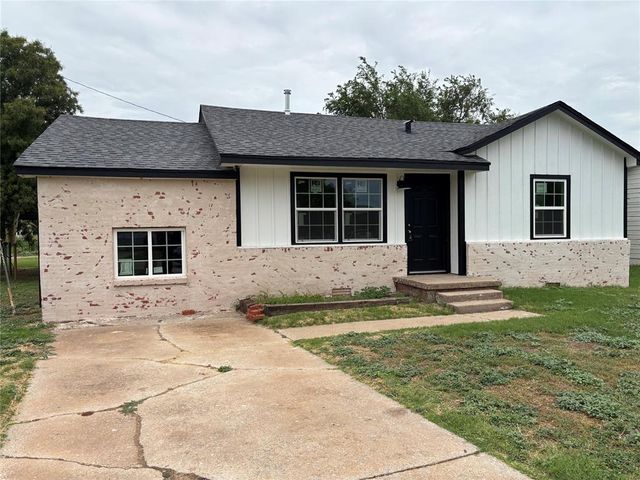 1011 Eula Street, Altus, OK 73521