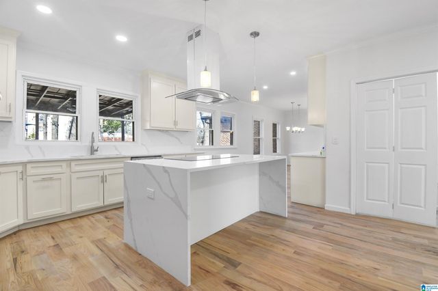 203 8TH STREET, Clanton, AL 35045