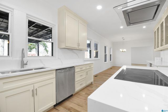 203 8TH STREET, Clanton, AL 35045