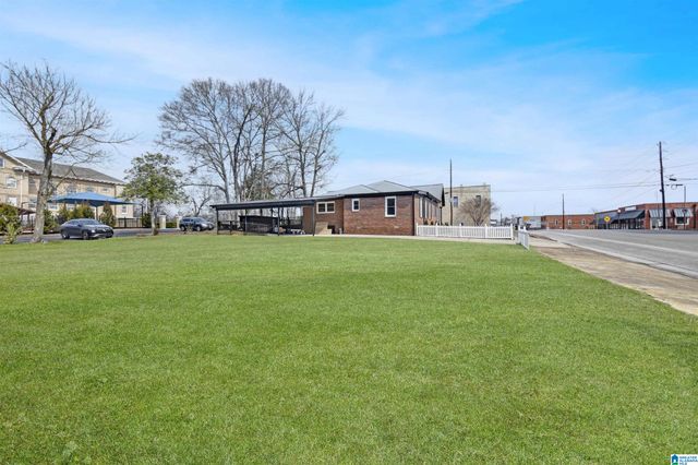 203 8TH STREET, Clanton, AL 35045