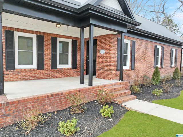 203 8TH STREET, Clanton, AL 35045