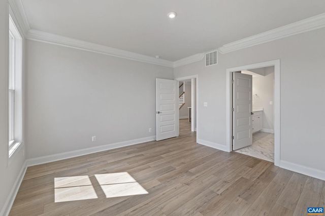 385 BAYBERRY LN, Zion Crossroads, VA 22942