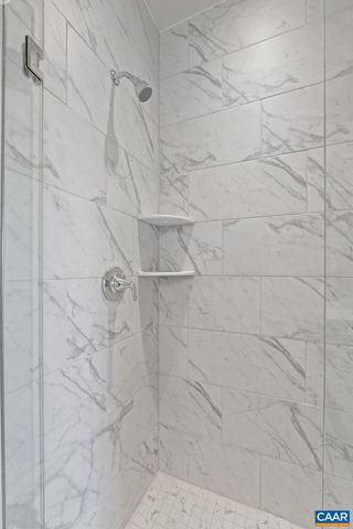 385 BAYBERRY LN, Zion Crossroads, VA 22942