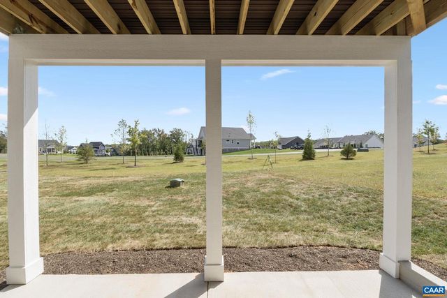 385 BAYBERRY LN, Zion Crossroads, VA 22942