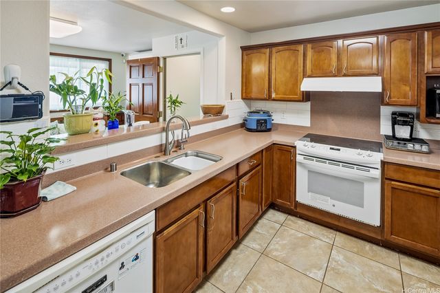 1315 Kupau Street, Kailua, HI 96734