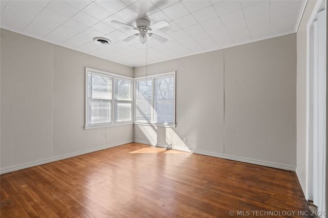 917 E Street NW, Ardmore, OK 73401