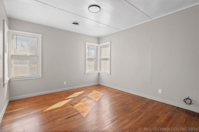 917 E Street NW, Ardmore, OK 73401