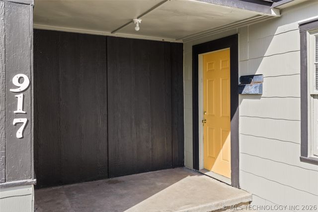 917 E Street NW, Ardmore, OK 73401