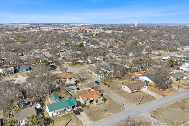 917 E Street NW, Ardmore, OK 73401