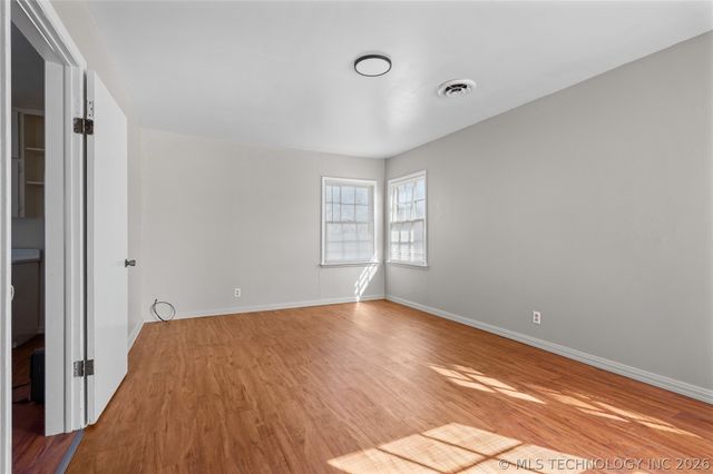 917 E Street NW, Ardmore, OK 73401