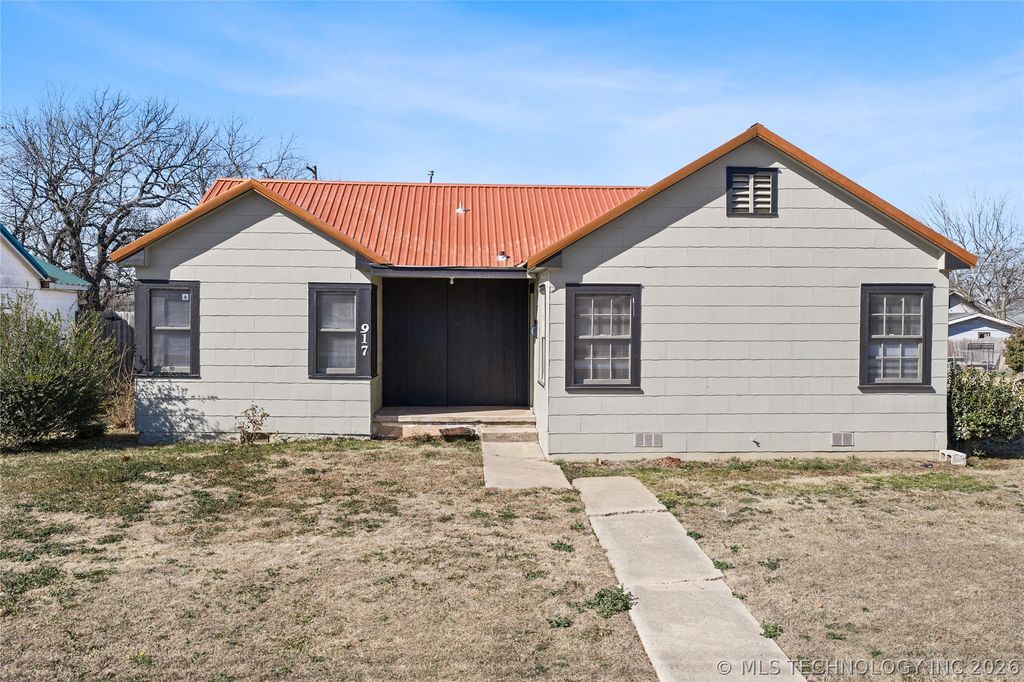 917 E Street NW, Ardmore, OK 73401