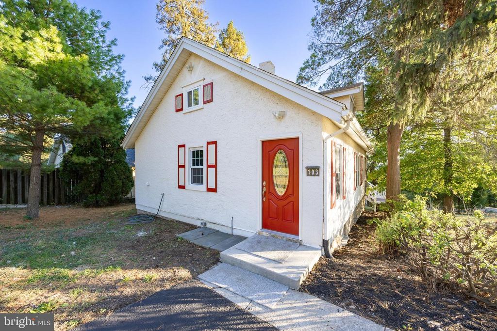 103 VALLEY VIEW RD, Phoenixville, PA 19460