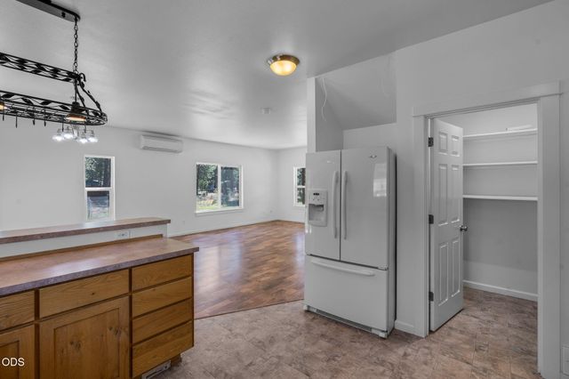 60180 Pawnee Road, Bend, OR 97702