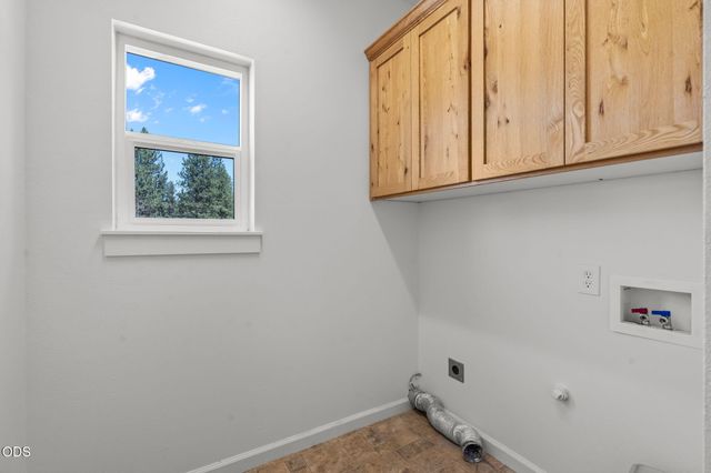 60180 Pawnee Road, Bend, OR 97702