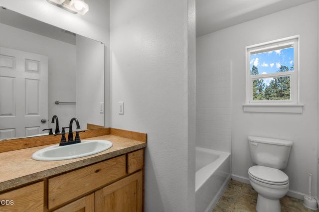 60180 Pawnee Road, Bend, OR 97702