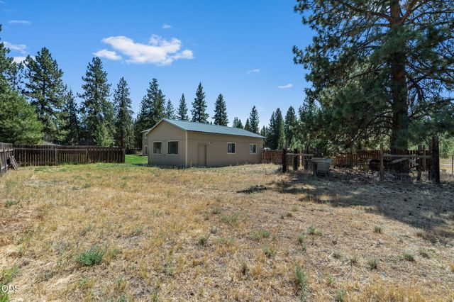 60180 Pawnee Road, Bend, OR 97702