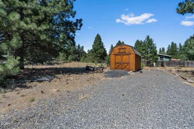 60180 Pawnee Road, Bend, OR 97702