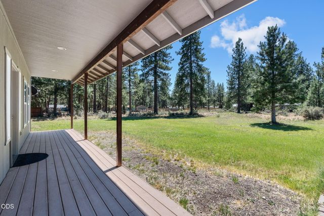 60180 Pawnee Road, Bend, OR 97702