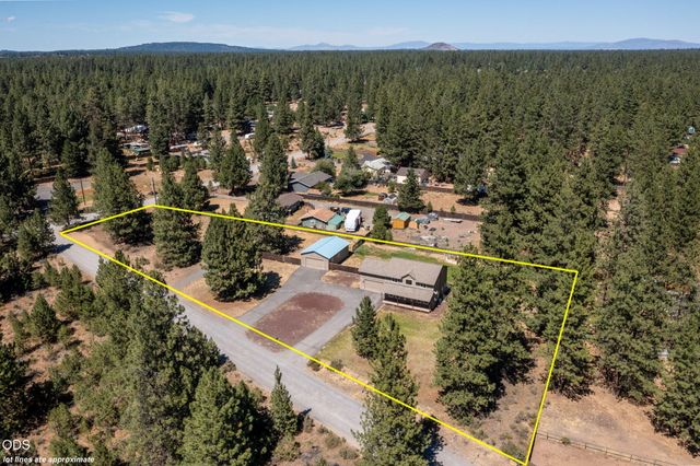 60180 Pawnee Road, Bend, OR 97702