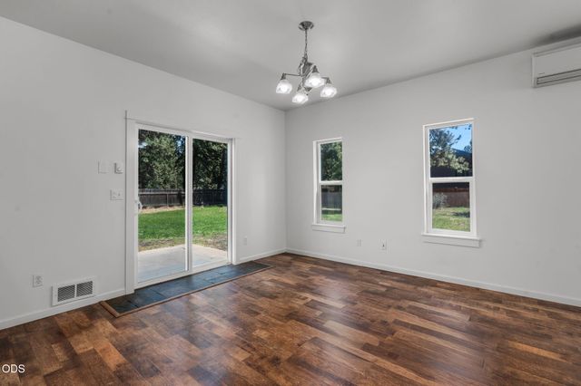 60180 Pawnee Road, Bend, OR 97702