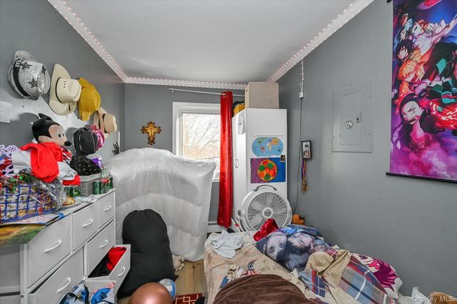 6925 59th Road, Maspeth, NY 11378