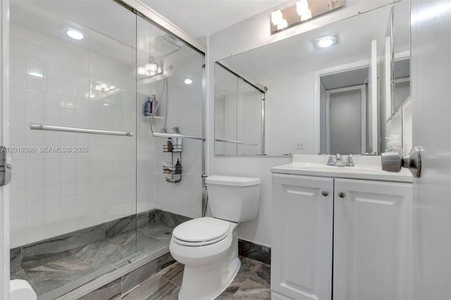 1101 Crystal Lake Dr 203, Deerfield Beach, FL 33064