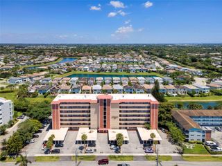 1101 Crystal Lake Dr 203, Deerfield Beach, FL 33064