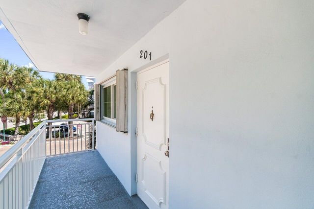 2010 S Federal Highway 201, Boynton Beach, FL 33435