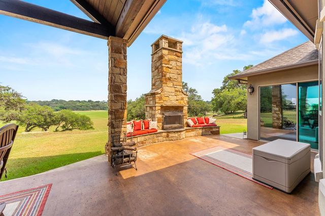 228 Lucky Ridge, Bandera, TX 78003