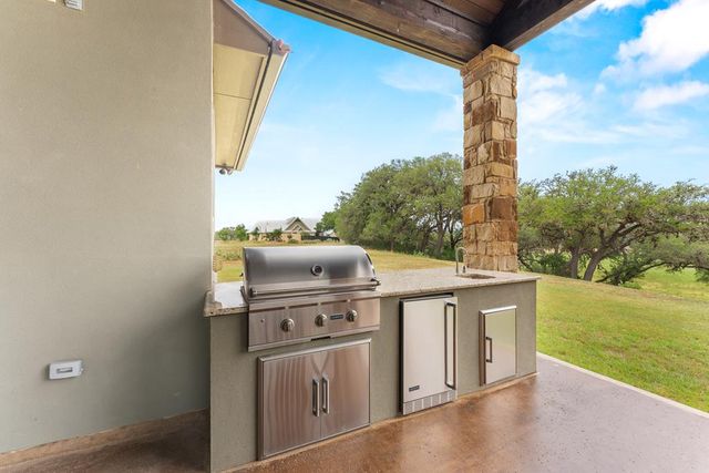 228 Lucky Ridge, Bandera, TX 78003