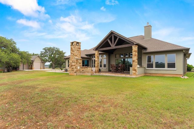 228 Lucky Ridge, Bandera, TX 78003