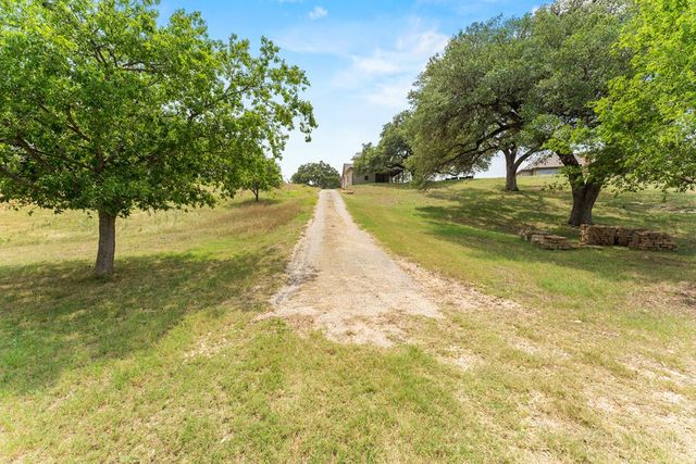 228 Lucky Ridge, Bandera, TX 78003