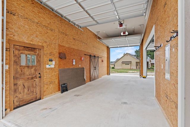 228 Lucky Ridge, Bandera, TX 78003