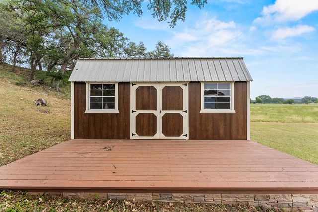 228 Lucky Ridge, Bandera, TX 78003
