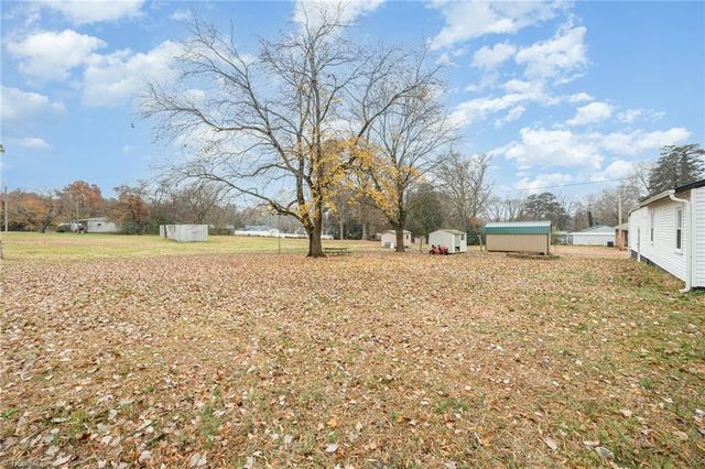 111 Coble Circle, Lexington, NC 27295