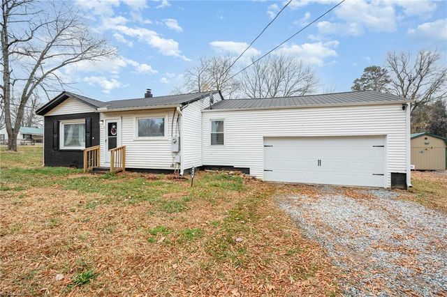 111 Coble Circle, Lexington, NC 27295