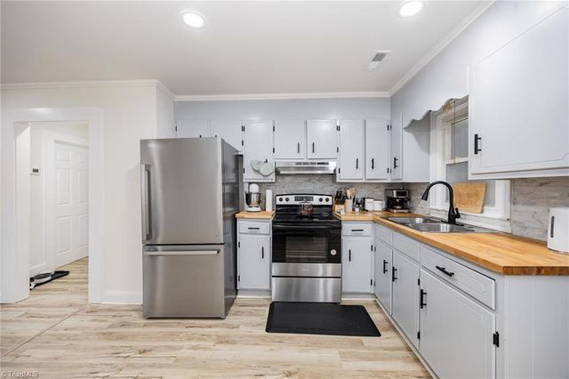 111 Coble Circle, Lexington, NC 27295