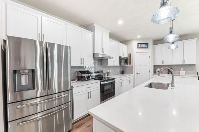 115 Dunroyal Road, Fountain Inn, SC 29644