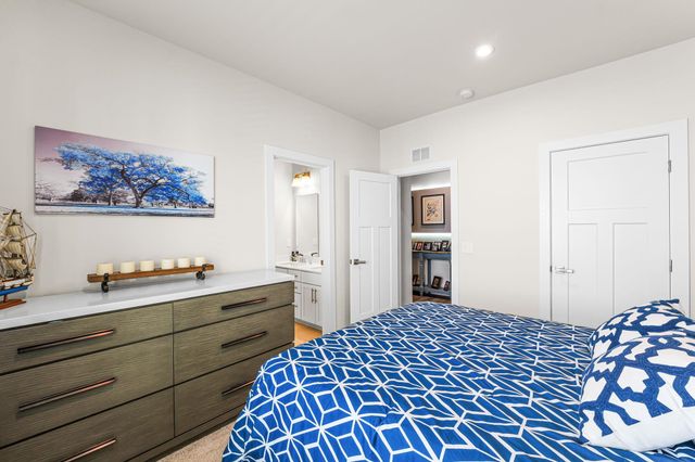 115 Dunroyal Road, Fountain Inn, SC 29644