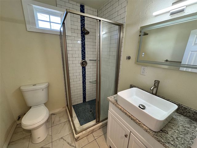 3727 Meredith Avenue, Dallas, TX 75211