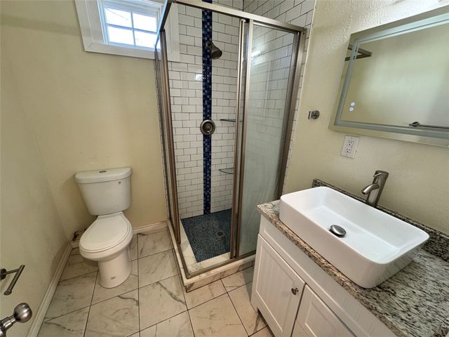 3727 Meredith Avenue, Dallas, TX 75211